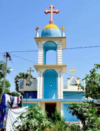 The church in the daylight, just prior to its completion